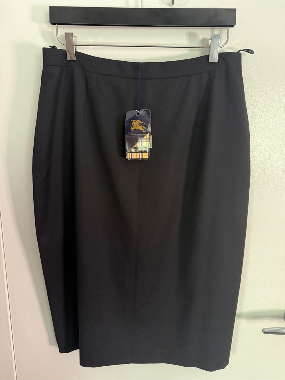 Burberry - Vintage Pencil Skirt - 100% Wool Super